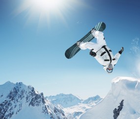 开云足球直播-世界排名争夺战之夜，约基奇主宰比赛走向