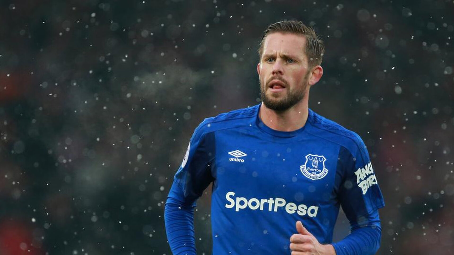 独行者的终章，当马赛的蓝色海啸吞没牙买加，基耶萨在废墟上点亮唯一的光